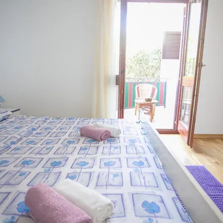 Nice Branka Close To Beach In Διαμέρισμα