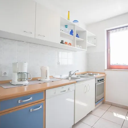 Nice Branka Close To Beach In