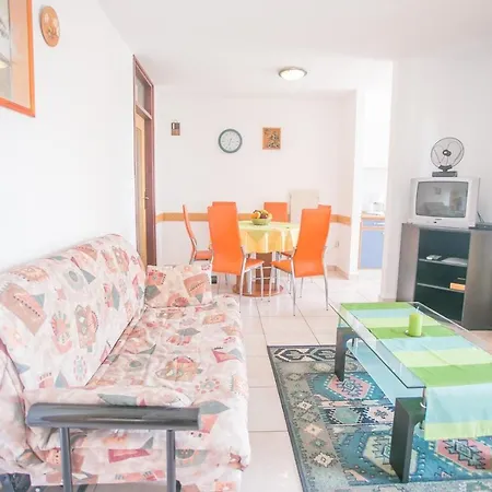 Διαμέρισμα Nice Branka Close To Beach In